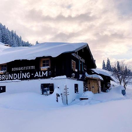 ホテル Bruendling-Alm Berggasthof Auf 1167M Auf Dem Hochfelln ベルゲン エクステリア 写真