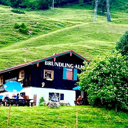 ホテル Bruendling-Alm Berggasthof Auf 1167M Auf Dem Hochfelln ベルゲン エクステリア 写真