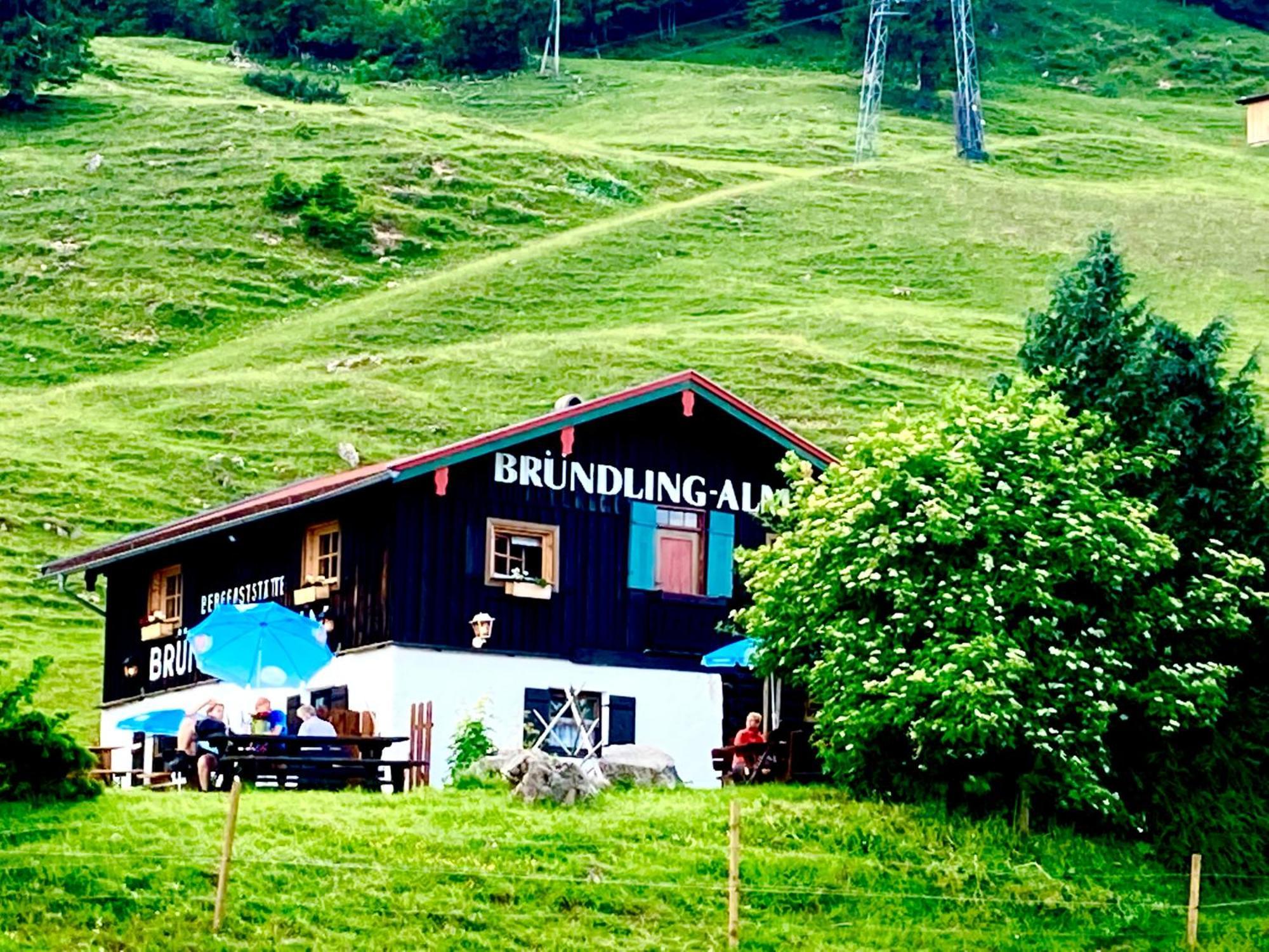 ホテル Bruendling-Alm Berggasthof Auf 1167M Auf Dem Hochfelln ベルゲン エクステリア 写真